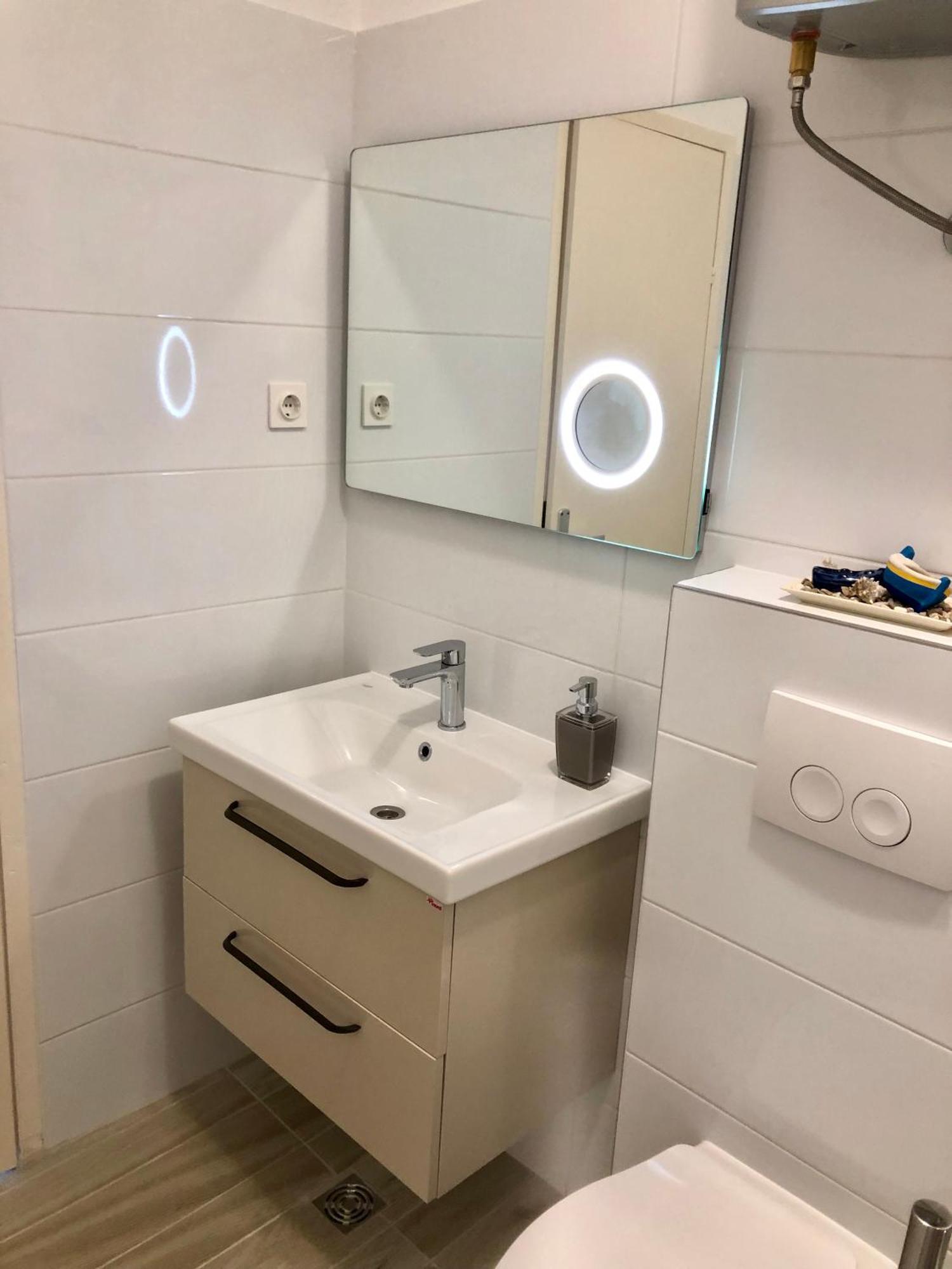 Apartments Sunny Elza Хвар Экстерьер фото